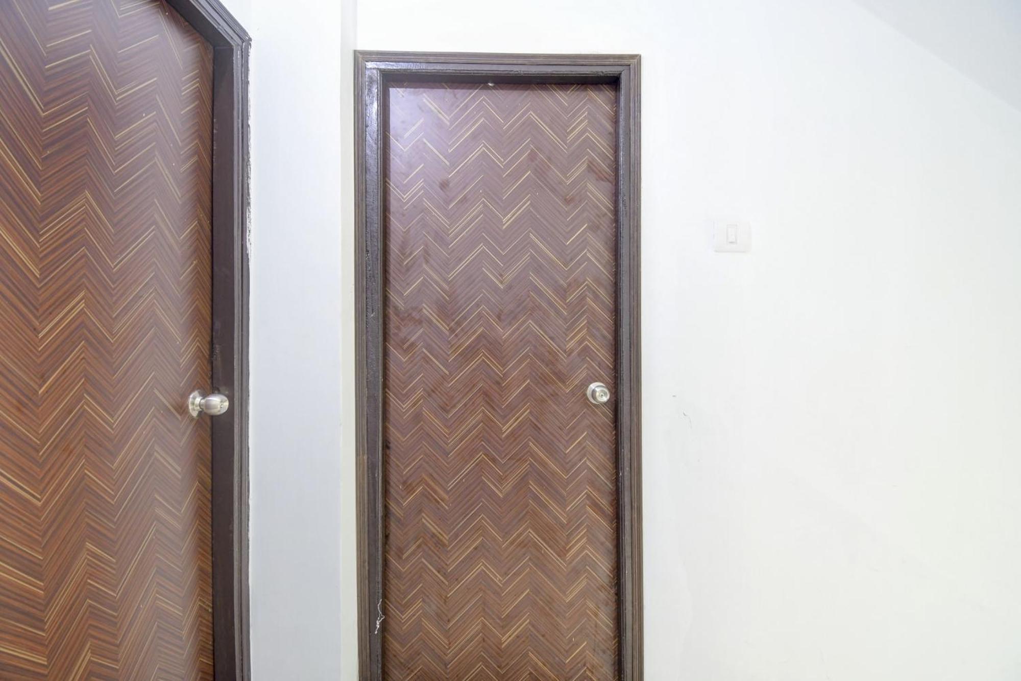 Hotel O The Nest Inn Near Acropolis Mall Jadabpur Exterior photo